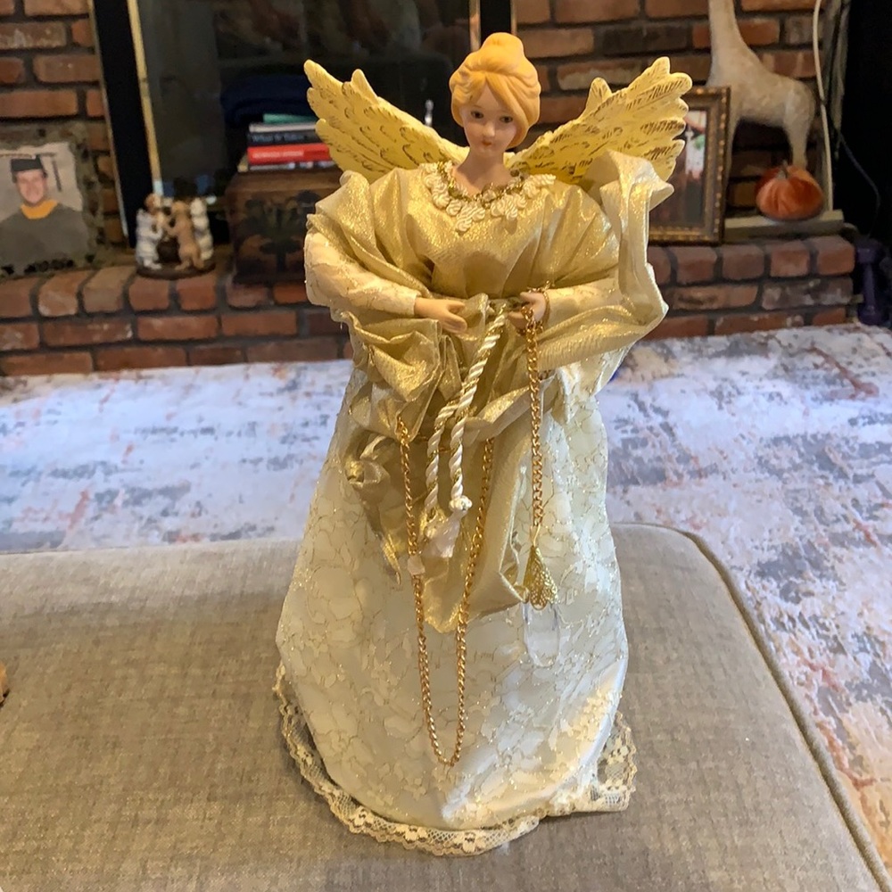 Tree topper